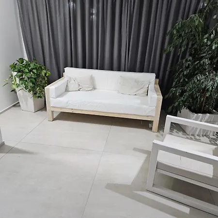 White House * Civitanova Marche