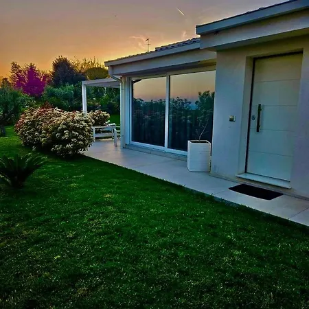 White House * Civitanova Marche