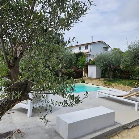 Villa White House Civitanova Marche